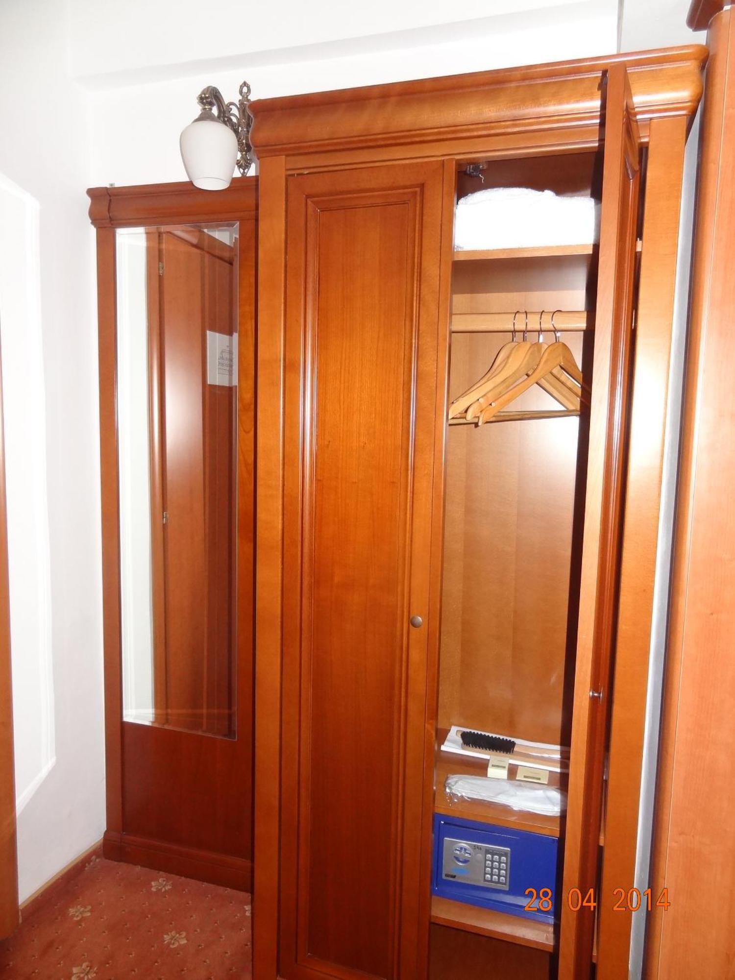 Hotel Emma West Craiova Room photo