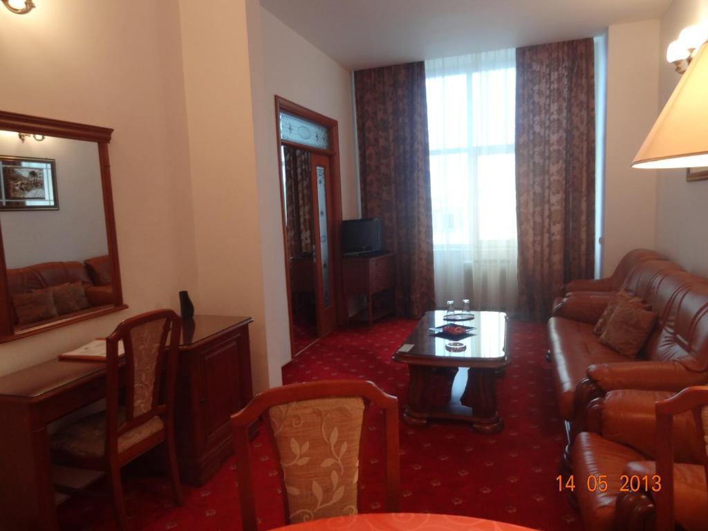Hotel Emma West Craiova Room photo